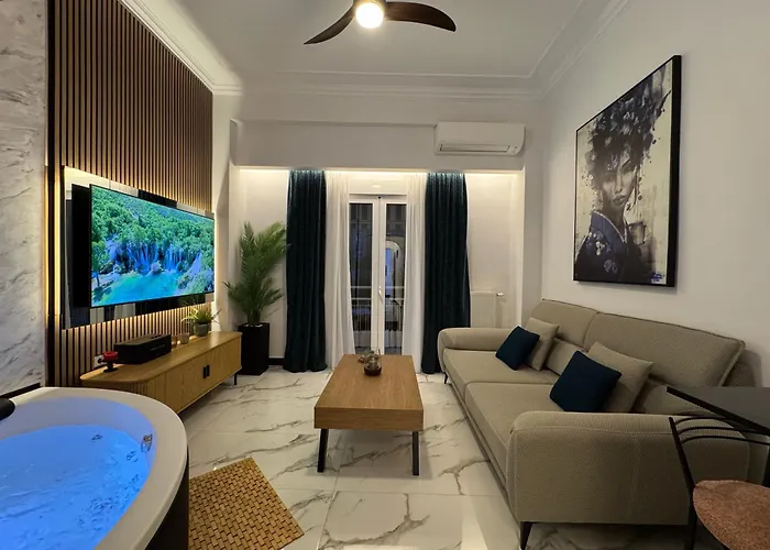 Olympus Luxury Collection - With Jacuzzi And Ancient Theatre View Apartament Larissa